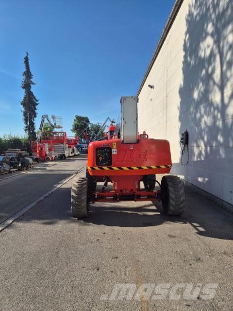 JLG M600JP Knikarmhoogwerkers