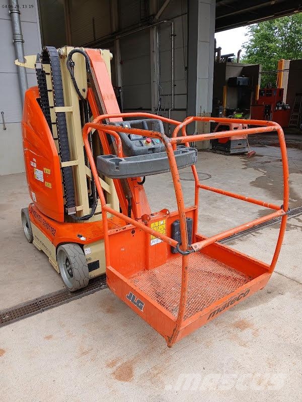 JLG TOUCAN 10E Vertical mast lifts