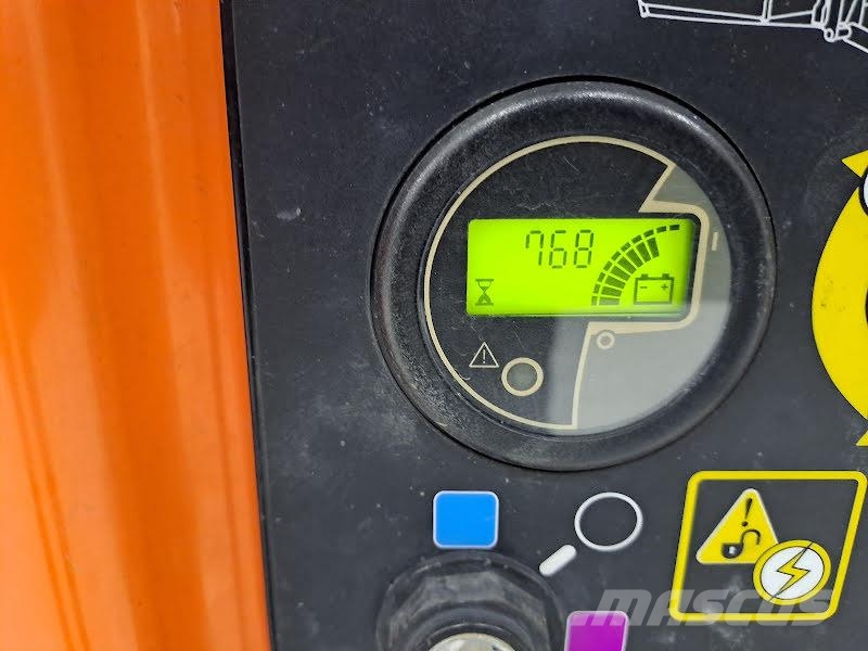 JLG TOUCAN 8E Personenliften en invalideliften