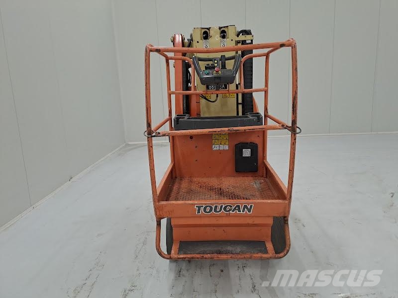JLG TOUCAN 8E رافعات السارية الرأسية