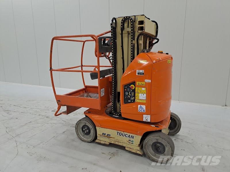 JLG TOUCAN 8E 인원/화물 앨리베이터