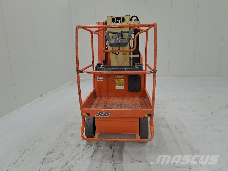 JLG TOUCAN 8E 인원/화물 앨리베이터