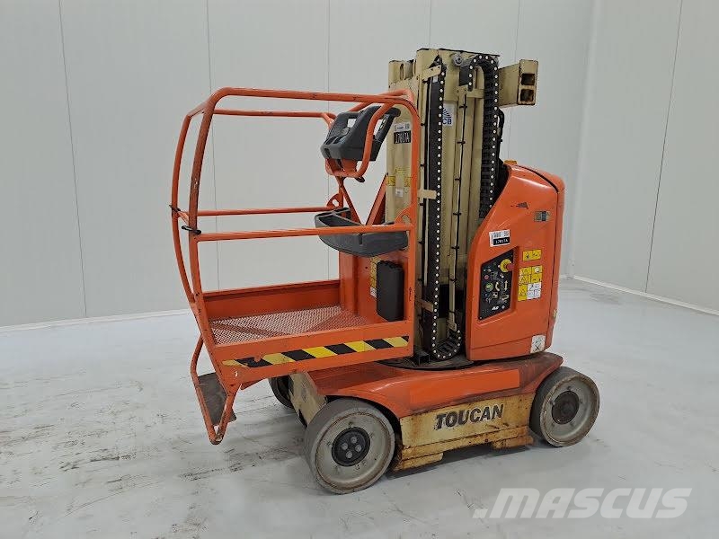 JLG TOUCAN 8E 인원/화물 앨리베이터