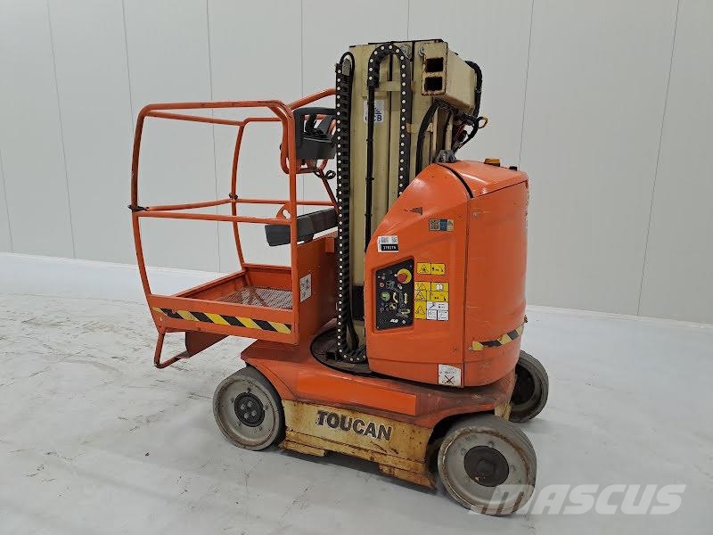 JLG TOUCAN 8E 인원/화물 앨리베이터
