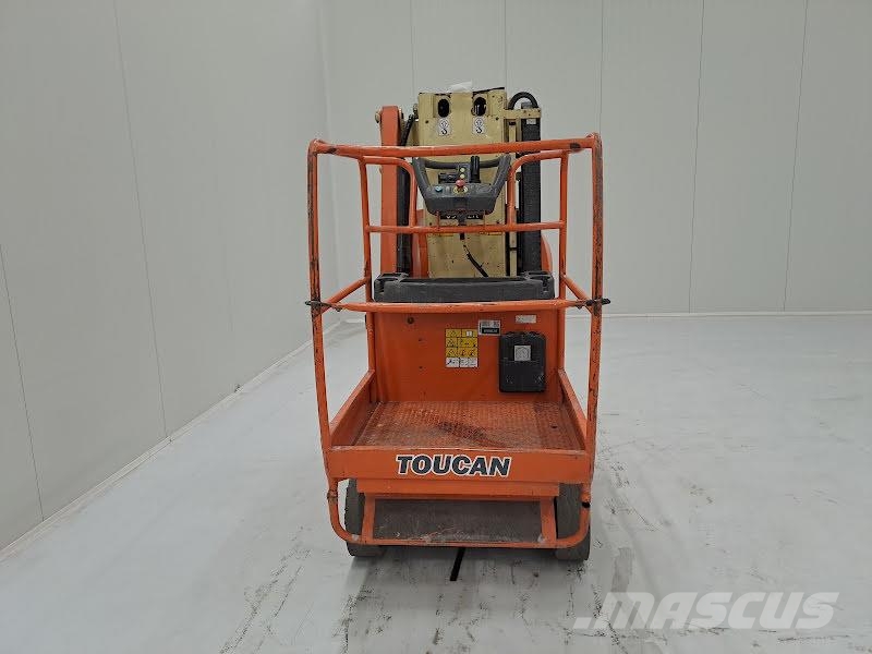 JLG TOUCAN 8E رافعات السارية الرأسية