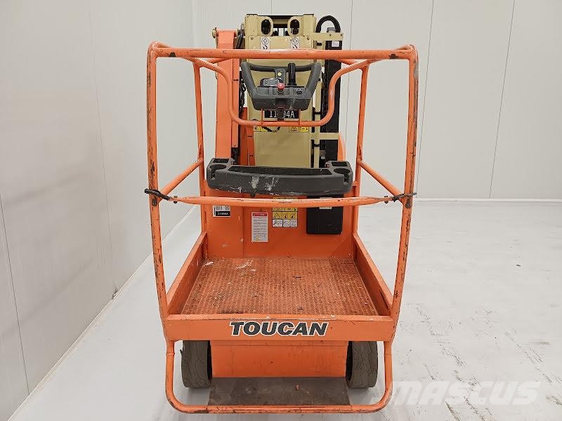 JLG TOUCAN 8E Вертикальные мачтовые подъемники