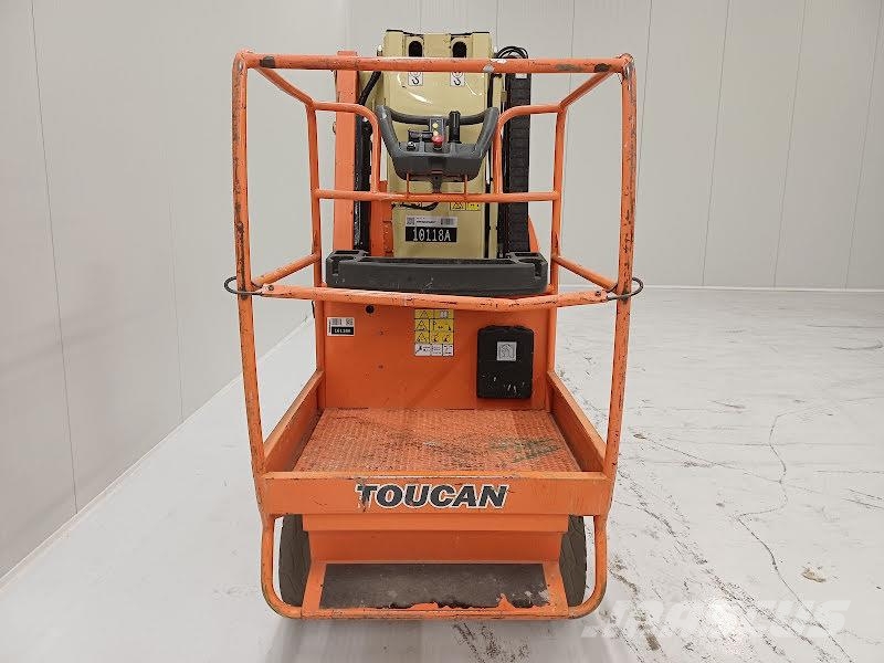 JLG TOUCAN 8E 客货电梯