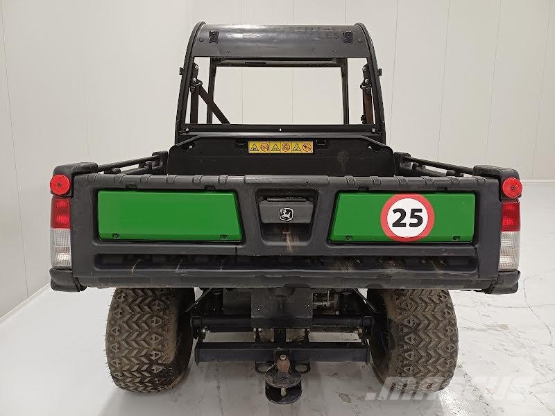 John Deere GATOR HPX815E Arbeitsfahrzeuge