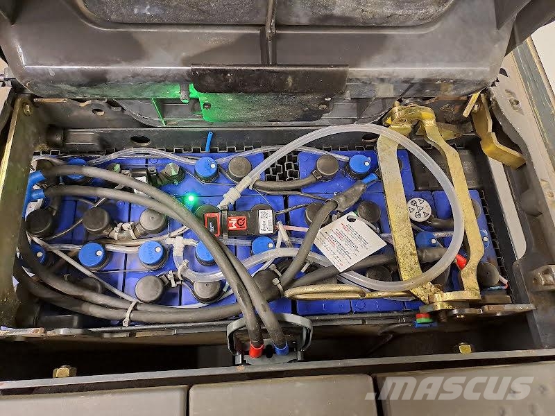 Linde N20LI Medium lift order picker