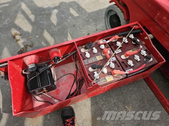 Magni ES1212E Scissor lifts