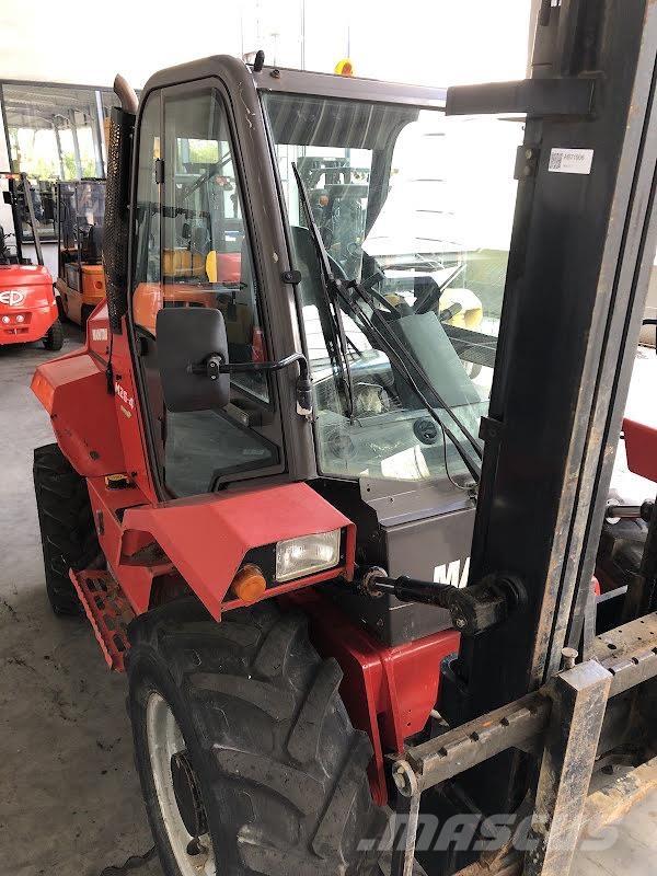 Manitou M26-4 Dīzeļa autoiekrāvēji
