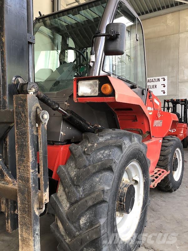 Manitou M26-4 Dīzeļa autoiekrāvēji