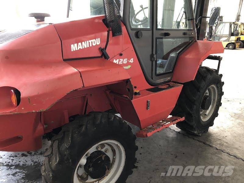 Manitou M26-4 Dīzeļa autoiekrāvēji