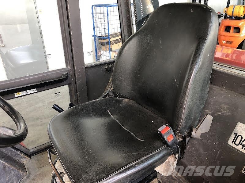 Manitou M26-4 Dīzeļa autoiekrāvēji