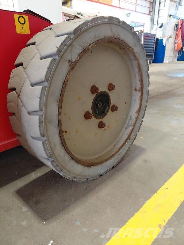 Manitou 150AETJ C 3D Kuukulkijat