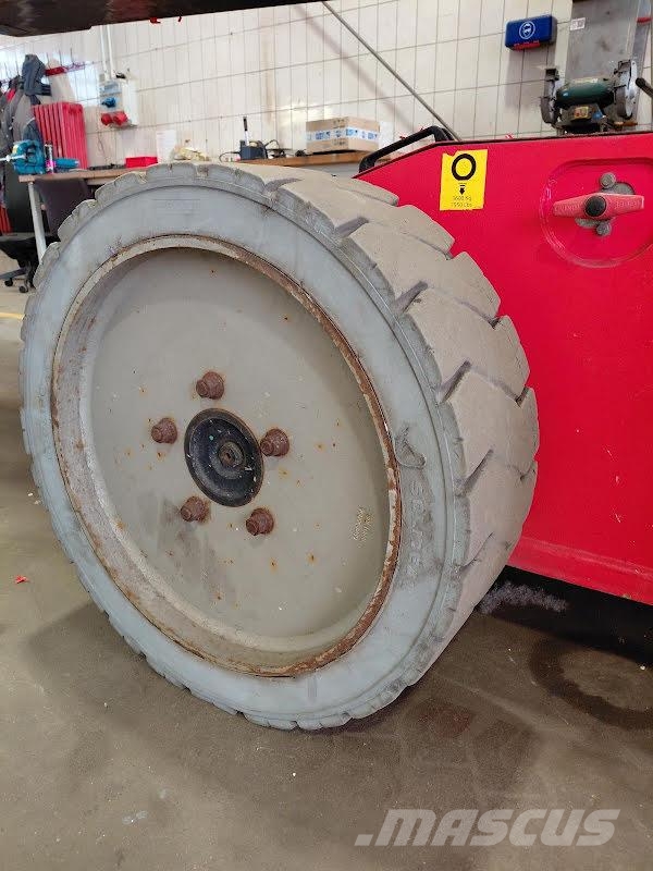 Manitou 150AETJ C 3D Kuukulkijat