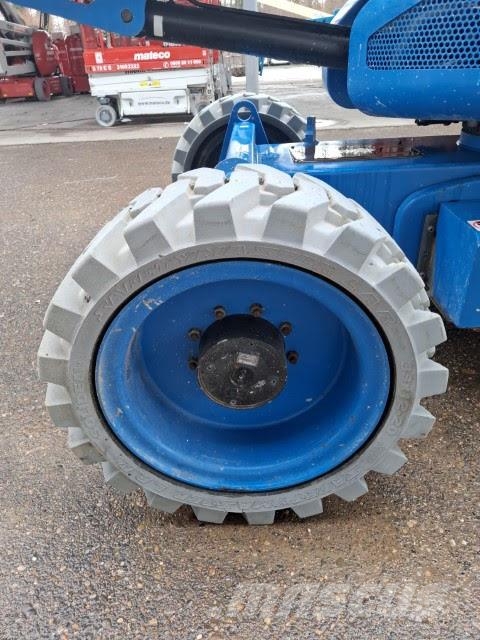 Niftylift HR17 HYBRID 4X4 رافعات سلة مفصلية