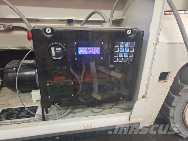 PB S151-16 E Ножични работни платформи