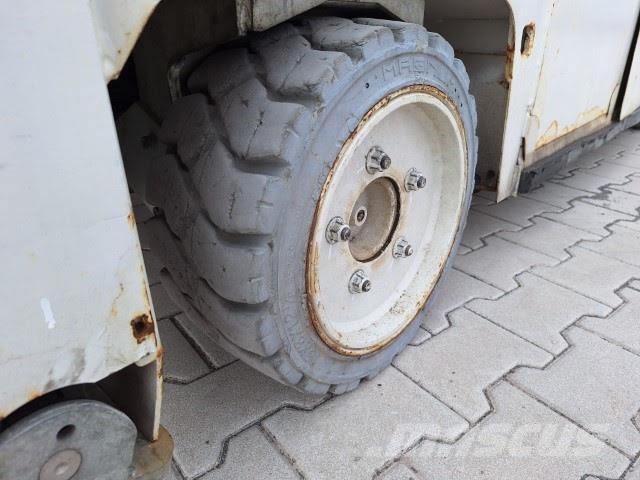 PB S171-12 ES Plataformas tijera