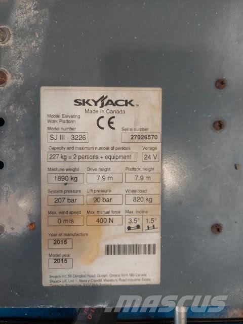 SkyJack SJIII 3226 가위형 리프트