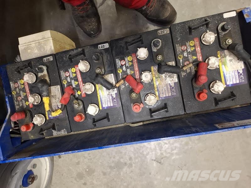 SkyJack SJIII 3219 Šķerveida pacēlāji