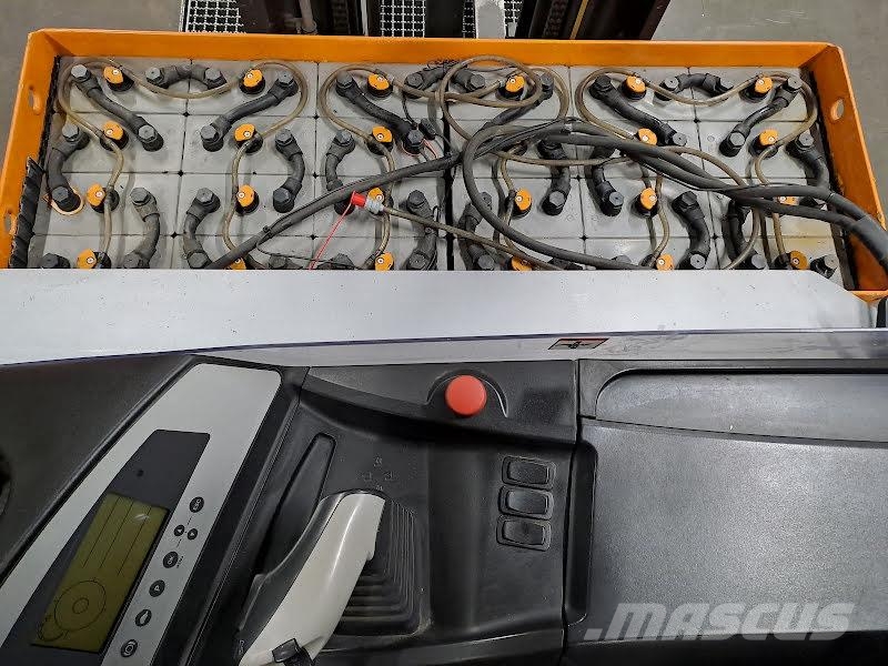 Still FM-X 14 Viljuškari sa pomičnim stupom