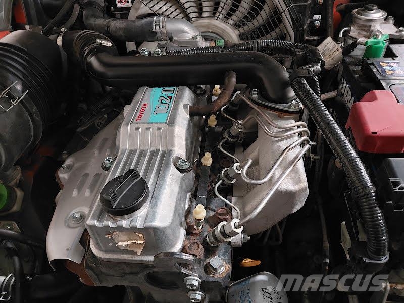 Toyota 02-8FDF30 Дизельные погрузчики