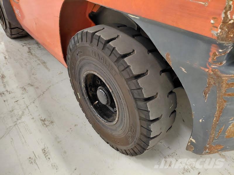 Toyota 02-8FDF30 Дизельные погрузчики