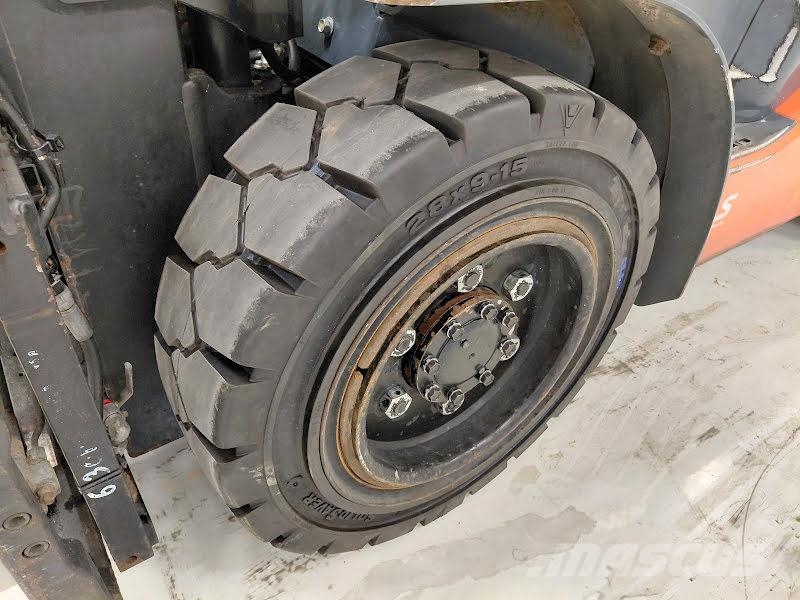 Toyota 02-8FDF30 Дизельные погрузчики