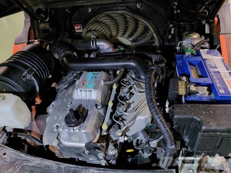 Toyota 02-8FDJF35 شاحنات الديزل