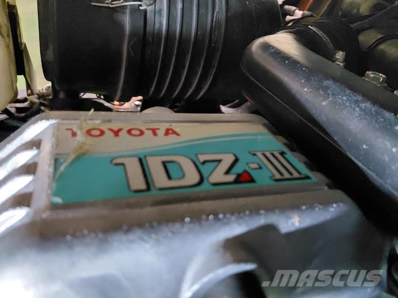 Toyota 02-8FDJF35 شاحنات الديزل
