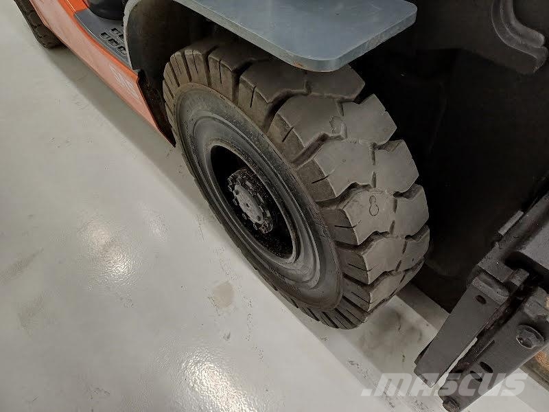 Toyota 02-8FGF25 Газовые погрузчики