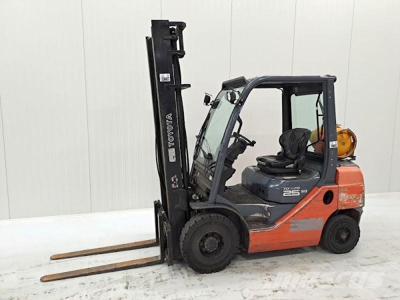 Toyota 02-8FGF25 LPG vozíky