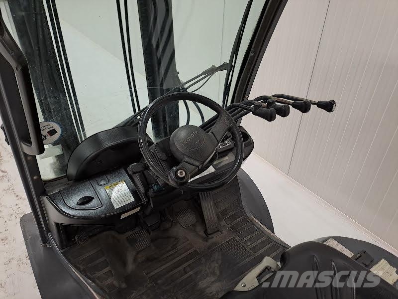 Toyota 02-8FGF25 LPG vozíky