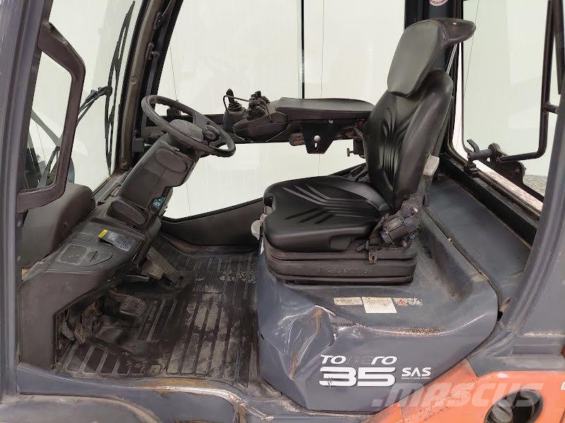 Toyota 02-8FDJF35 شاحنات الديزل