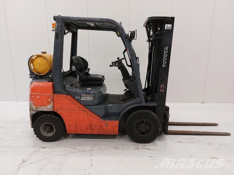 Toyota 02-8FGF25 Gāzes autoiekrāvēji (LPG)
