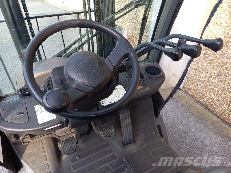 Toyota 02-8FGF18 LPG vozíky