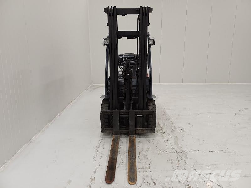 Toyota 02-8FGF25 Газовые погрузчики