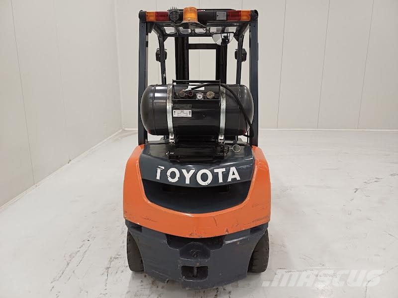Toyota 02-8FGF25 Газовые погрузчики