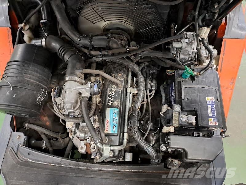 Toyota 02-8FGF25 LPG vozíky