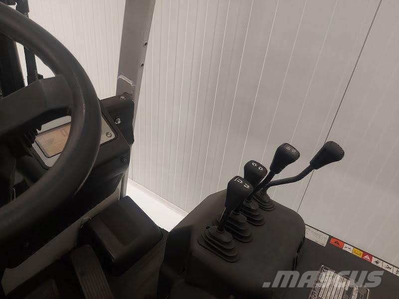 UniCarriers JAG1N1L16Q Electric forklifts