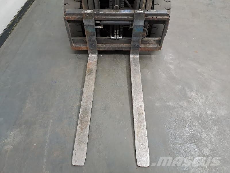 UniCarriers G1Q2L25Q Electric forklifts