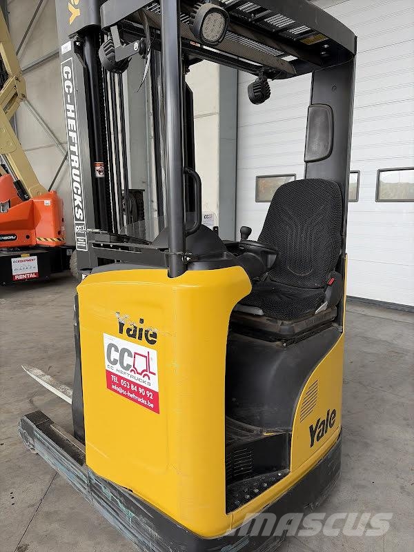 Yale MR12E