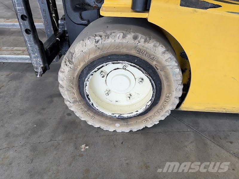 Yale ERP20VT شاحنات ذات رافعات شوكية تعمل بالكهرباء