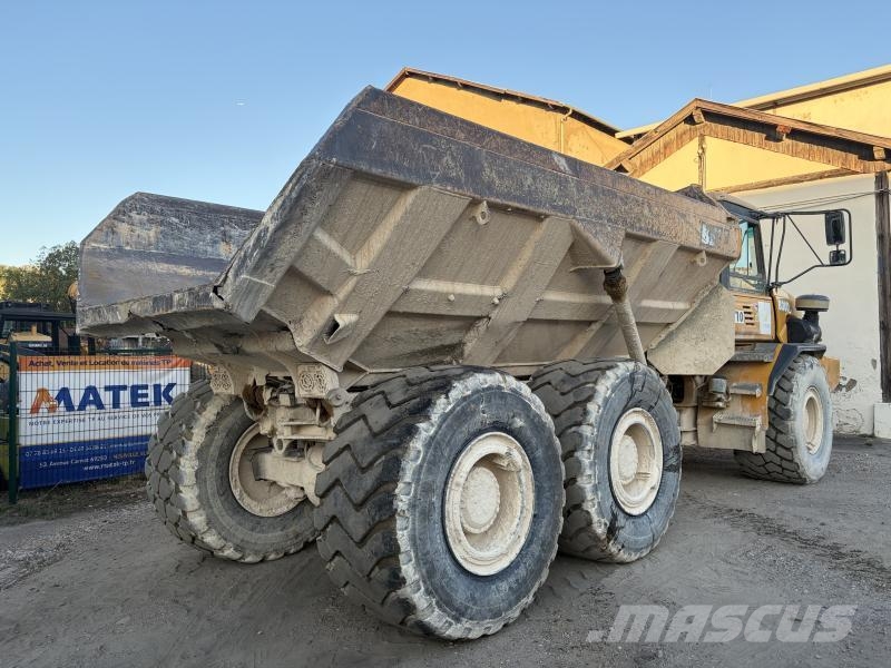 Bell B30D Tombereau articulé