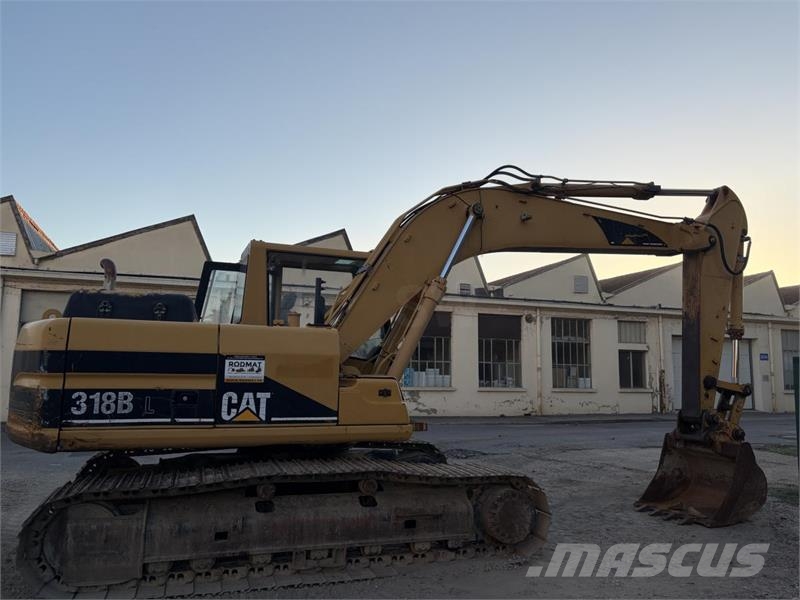 CAT 318BL Bandgrävare