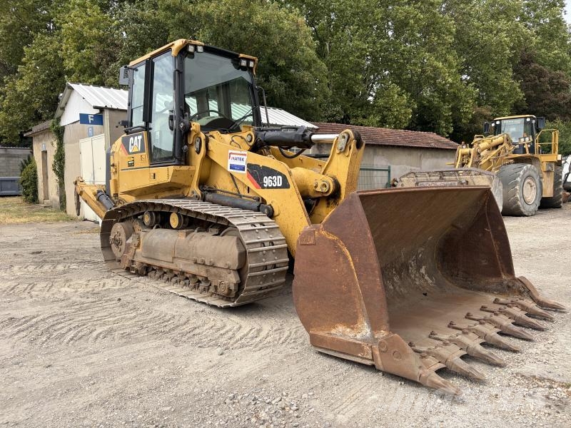 CAT 963D Pásové nakladače