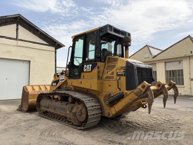 CAT 963D Pásové nakladače