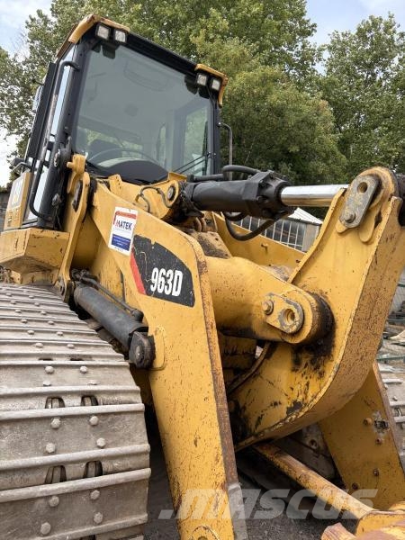 CAT 963D Pásové nakladače