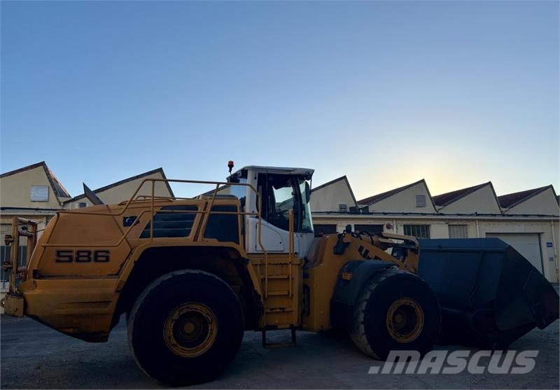 Liebherr L586 Iekrāvēji uz riteņiem